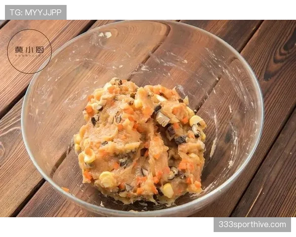 莫德里奇家冰箱里只有鸡胸肉和水？
