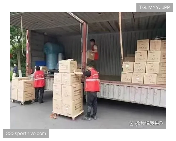 蔡赟家里那个收藏，要是我早搬货车拉回家了吧？